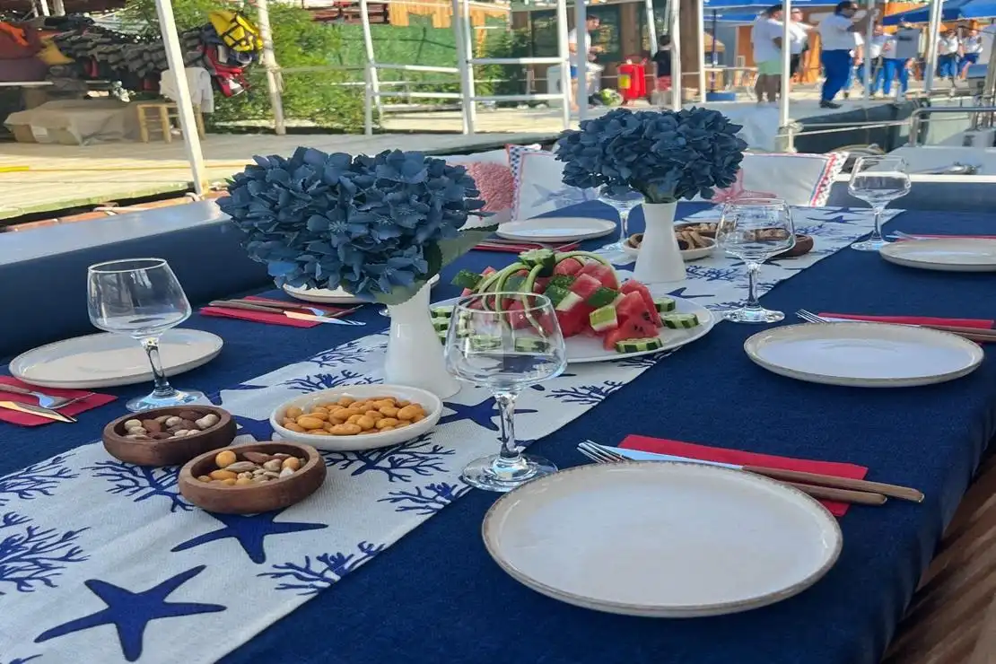 Antalya Yat Kiralama 14m Özel Yapım 10
